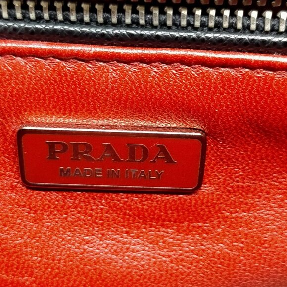 Prada - Picture 13 of 13